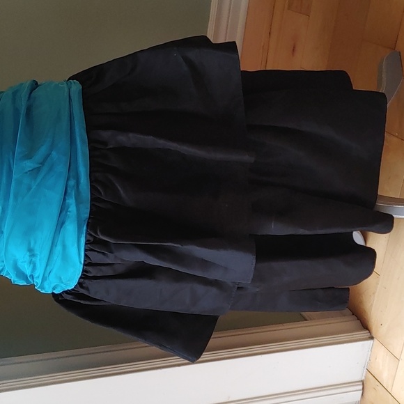 Vintage Canadian Designer Teal and Black Ruffled Dress Size 9 - Picture 5 of 10